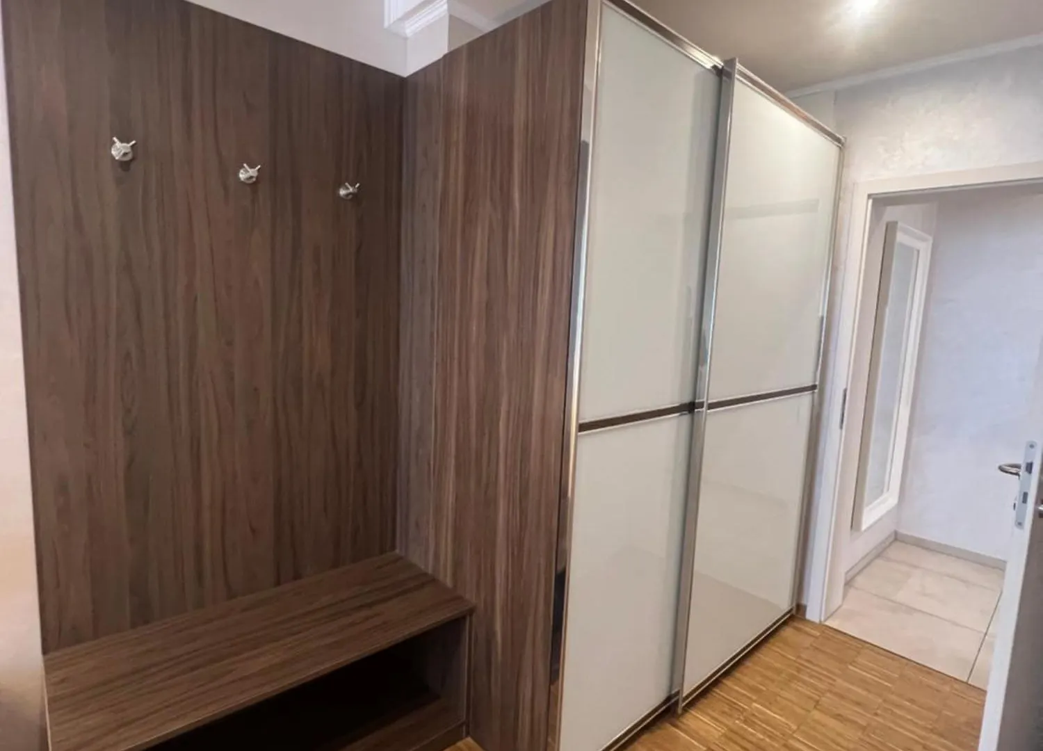 City Home- Business Apartment, Private Parking Free Nuremberg Apartment